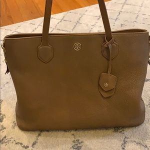 Tory Burch Robinson tote- champagne gold
